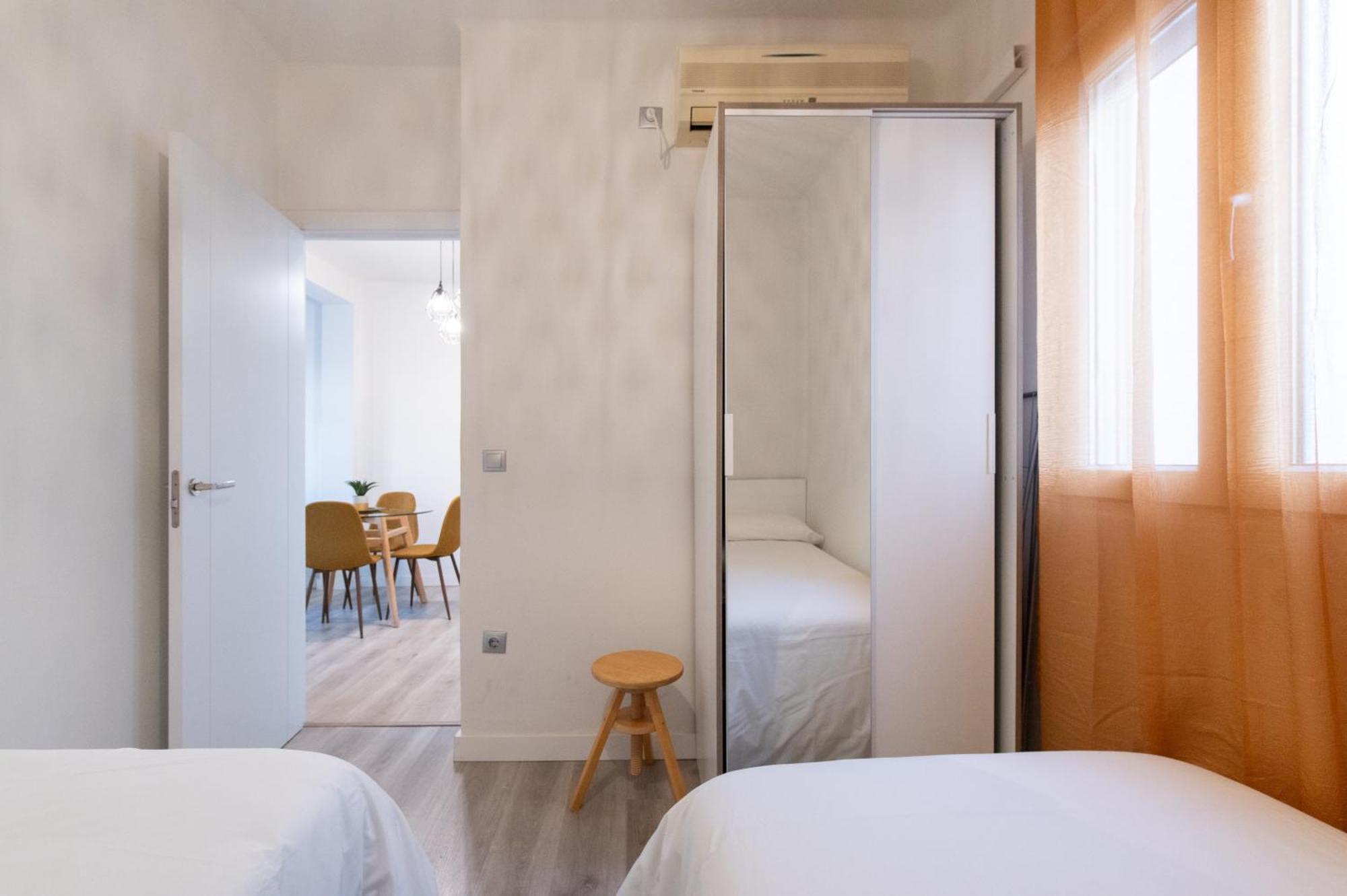 Apartamento Triana Habitame Inmobiliaria Seville Exterior photo