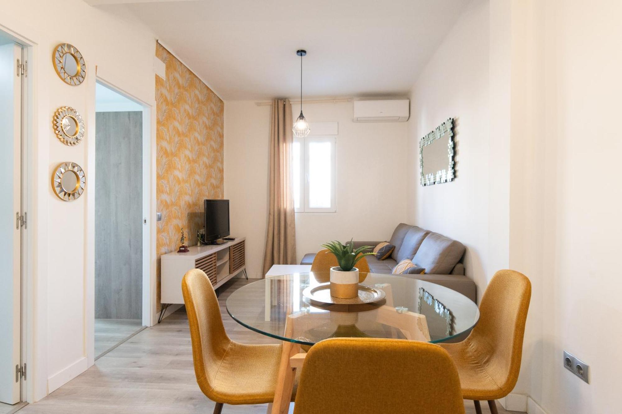 Apartamento Triana Habitame Inmobiliaria Seville Exterior photo