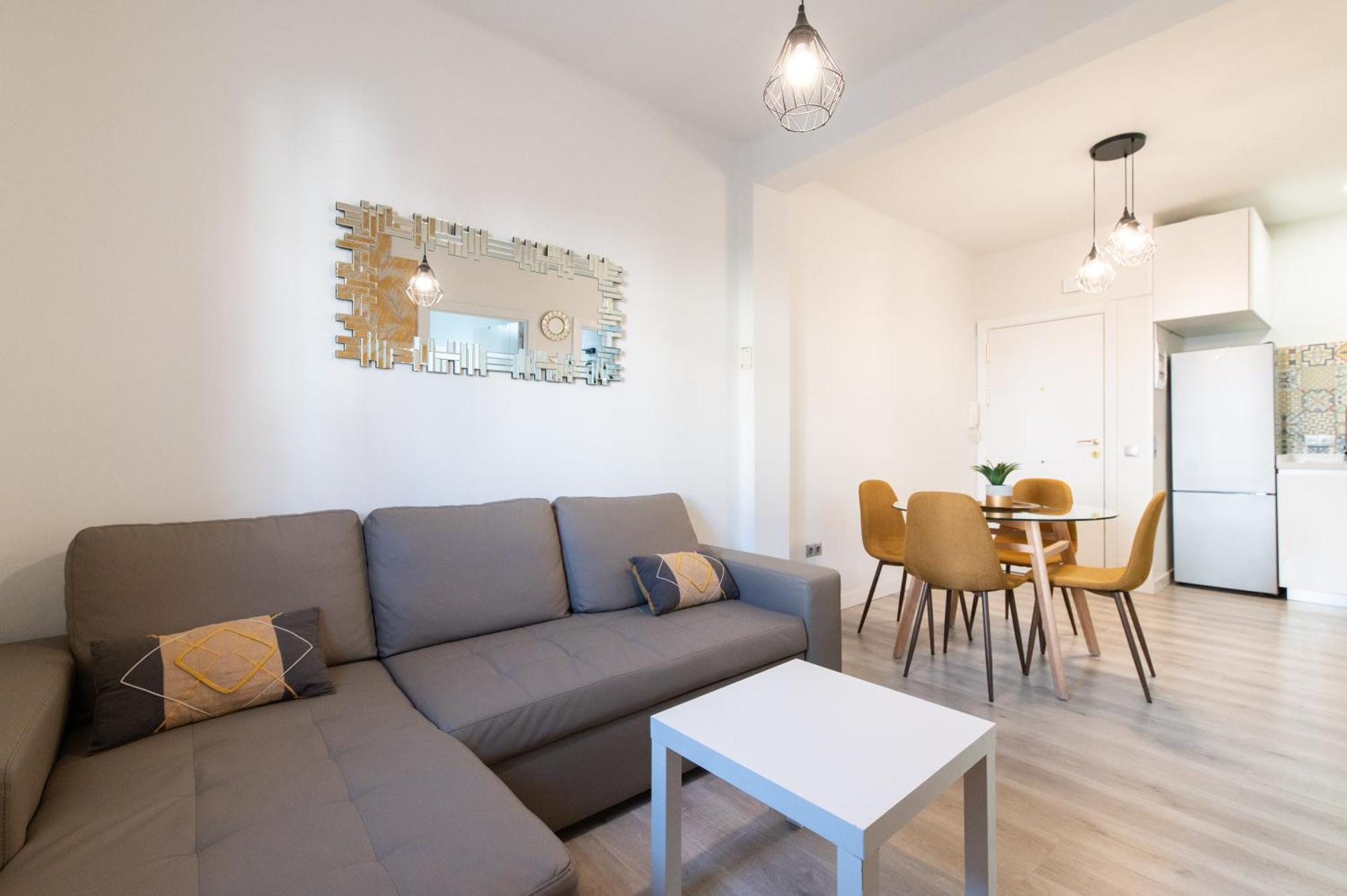 Apartamento Triana Habitame Inmobiliaria Seville Exterior photo