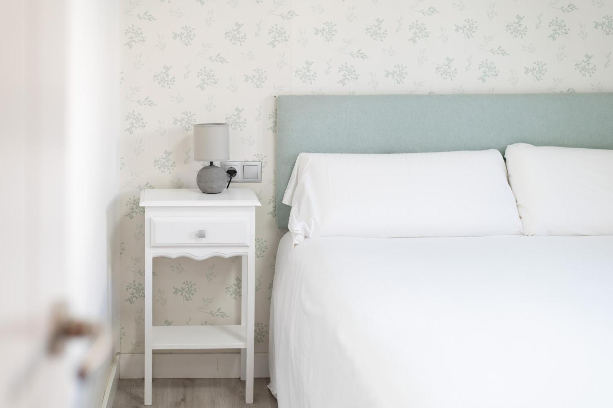 Apartamento Triana Habitame Inmobiliaria Seville Exterior photo